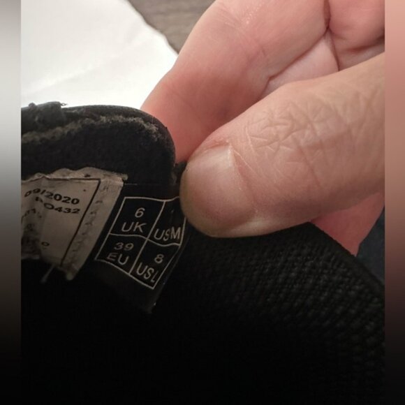 2976 Dr. Marten's Women's Smooth Leather Chelsea Boots size 8 - Picture 3 of 7